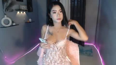 Snapshot of divinaaaaa chatting on June 2026 01:19:01 AM divinaaaaa online show from June 2026 01:19:01 AM