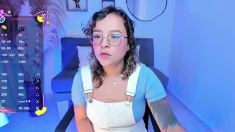 Amy  online show from September 2025 12:21:02 PM