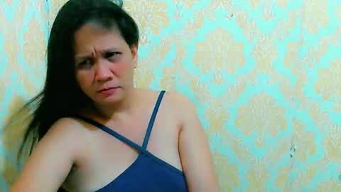     Divine Grace Close To Your Hear online show from November 2025 03:30:02 AM