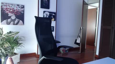 Hera online show from February 2026 12:20:01 PM