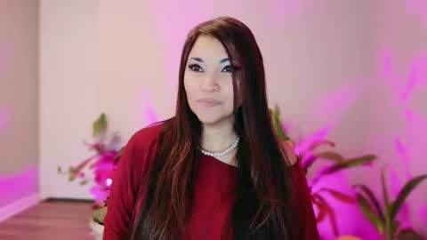 Snapshot of divinelynn chatting on February 2026 01:53:02 PM DivineLynn online show from February 2026 01:53:02 PM