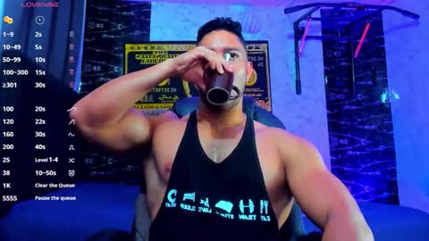 Dixon online show from December 2025 12:41:02 AM