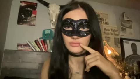 Dakota online show from July 2026 04:42:02 AM