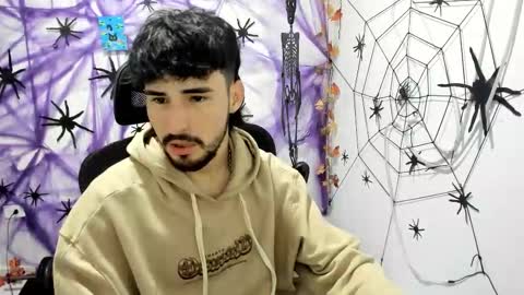 Snapshot of dmitrisanders1 chatting on December 2025 09:33:01 PM Maybe in pvt online show from December 2025 09:33:01 PM