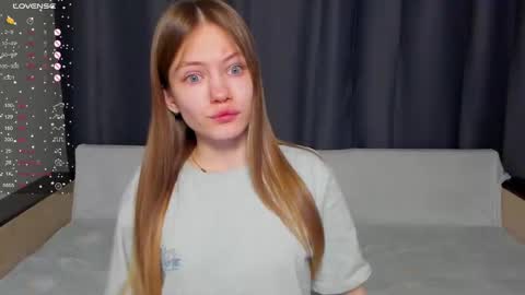 Polly and Kiriko online show from February 2025 08:18:01 PM