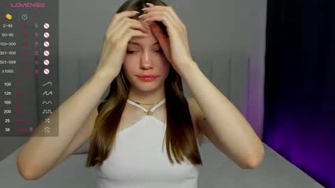 Snapshot of do_dick chatting on April 2026 11:43:01 AM Polly and Kiriko online show from April 2026 11:43:01 AM