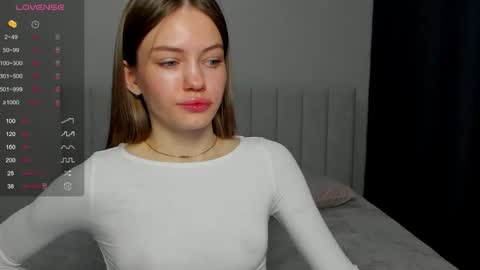 Snapshot of do_dick chatting on April 2026 01:03:02 PM Polly and Kiriko online show from April 2026 01:03:02 PM