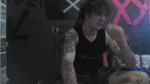 Snapshot of doenits chatting on September 2025 05:57:01 PM doenits online show from September 2025 05:57:01 PM