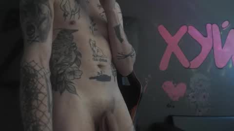 Snapshot of doenits chatting on November 2025 04:28:02 PM doenits online show from November 2025 04:28:02 PM