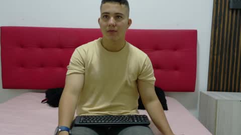  01 online show from May 2026 11:39:01 AM