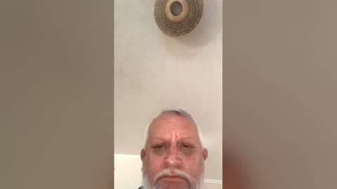 Snapshot of dogggggy07 chatting on November 2025 06:54:01 PM dogggggy07 online show from November 2025 06:54:01 PM