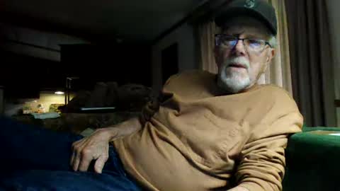 Snapshot of doingmyself69 chatting on November 2025 08:41:02 PM doingmyself69 online show from November 2025 08:41:02 PM