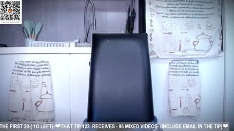 Snapshot of dolce4you69 chatting on December 2024 10:19:01 AM Dea----IF YOU WANT TO SUPPORT ME -Purshase subscribtions scroll BIO THANK YOU LOVE - online show from December 2024 10:19:01 AM