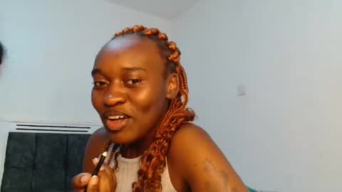 Snapshot of dolce_amber chatting on November 2025 09:42:02 AM Dolce online show from November 2025 09:42:02 AM