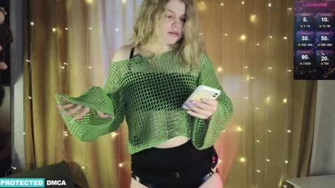 Chloe online show from January 2025 07:28:01 AM