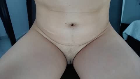 Snapshot of doll_dollys_ chatting on February 2025 02:33:02 AM doll_dollys_ online show from February 2025 02:33:02 AM