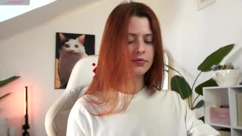 Your doll Lesli online show from February 2026 01:01:02 PM