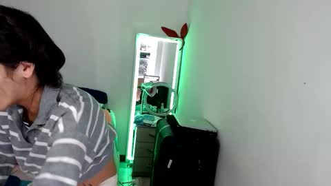 Catherine XXX online show from February 2026 07:04:01 AM