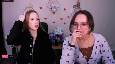 Snapshot of doll_vey chatting on March 2025 12:23:01 PM doll_vey online show from March 2025 12:23:01 PM