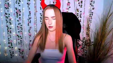 Snapshot of doll_vey chatting on September 2025 07:13:01 PM doll_vey online show from September 2025 07:13:01 PM