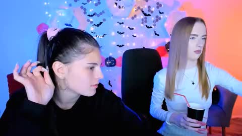 Snapshot of doll_vey chatting on October 2025 08:13:02 PM doll_vey online show from October 2025 08:13:02 PM