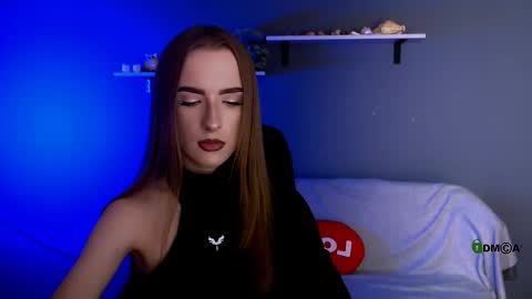 Snapshot of doll_vey chatting on November 2025 08:07:01 PM doll_vey online show from November 2025 08:07:01 PM