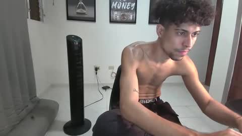 DollarHot30 online show from February 2026 07:40:01 AM