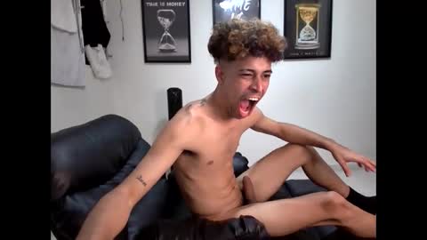 DollarHot30 online show from April 2026 04:40:01 AM