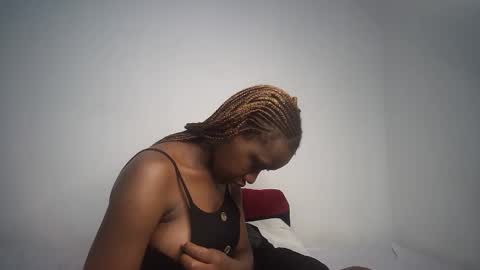 dollberry online show from January 2025 10:02:01 AM