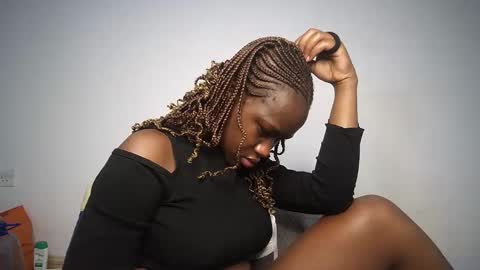 dollberry online show from January 2025 10:45:01 AM