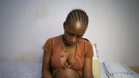 dollberry online show from February 2025 10:42:02 PM