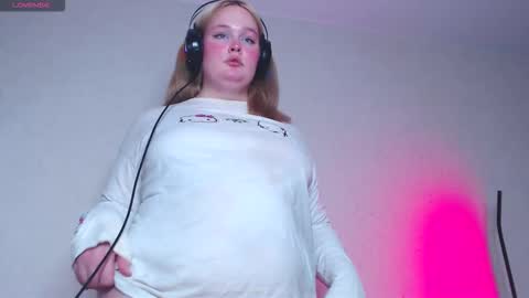 Snapshot of dolled_up_cvnt chatting on October 2025 03:30:02 PM Miss Rose online show from October 2025 03:30:02 PM