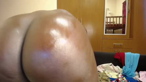 Snapshot of dollface_bella chatting on October 2025 07:31:02 AM Bella online show from October 2025 07:31:02 AM