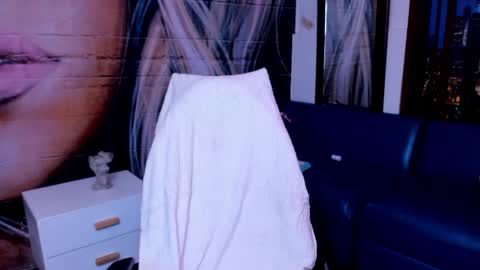 Dolly pocket online show from April 2026 08:58:02 PM