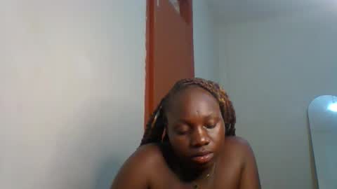 dollyvee online show from April 2026 06:15:01 PM