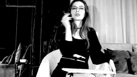 Dolores Sage online show from April 2026 09:04:02 PM