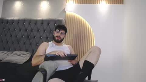domboy  online show from May 2026 08:03:01 PM