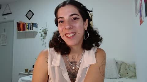 Snapshot of domenica_dos_ouros chatting on March 2026 10:54:01 PM sweet domme online show from March 2026 10:54:01 PM