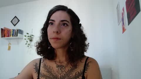 Snapshot of domenica_dos_ouros chatting on April 2026 06:56:02 PM sweet domme online show from April 2026 06:56:02 PM