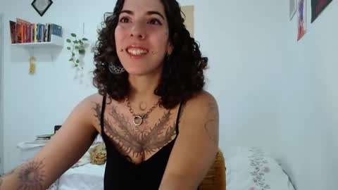 Snapshot of domenica_dos_ouros chatting on April 2026 08:36:01 PM sweet domme online show from April 2026 08:36:01 PM