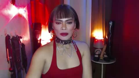 Snapshot of dominantrix_diannaxxx chatting on February 2026 02:45:01 PM diana online show from February 2026 02:45:01 PM