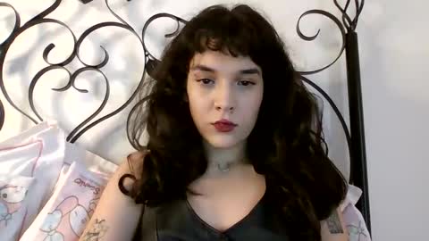 dominatrixkimmy online show from February 2026 08:07:02 PM
