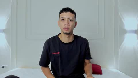 Dominic online show from February 2026 02:12:02 AM