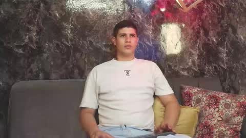 DOMI online show from February 2026 07:54:01 PM