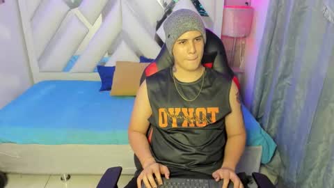 DOMI online show from March 2026 04:19:01 AM