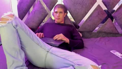 DOMI online show from March 2026 05:44:01 AM