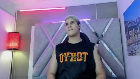 DOMI online show from April 2026 03:35:01 AM