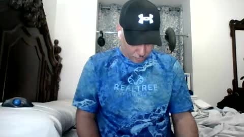 luis online show from August 2026 09:02:01 PM