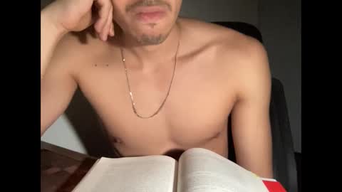 dominicmarles online show from April 2026 10:40:02 PM