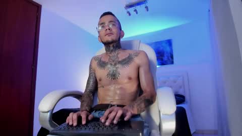 Dominic online show from March 2026 12:26:01 AM